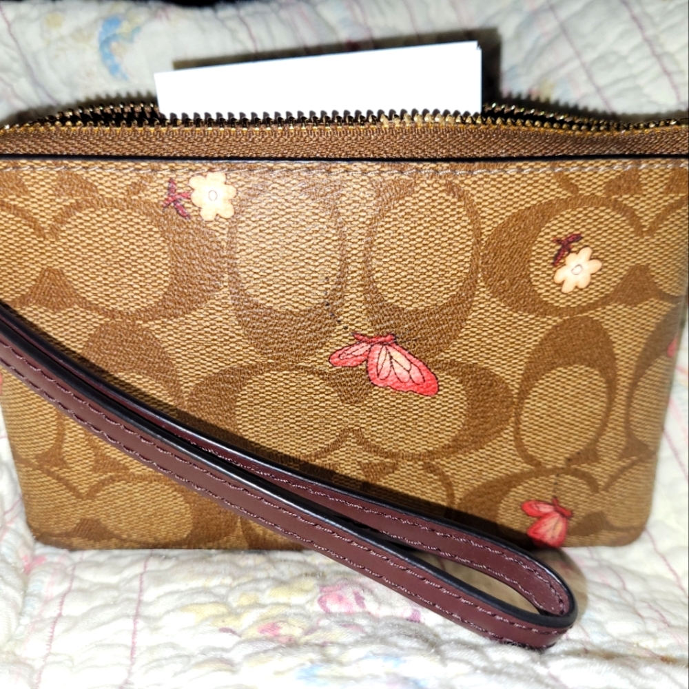 Coach Butterfly Print Corner Wristlet In Signature Canvas New with tags
